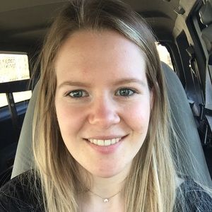 Meet your Posher, Vanessa